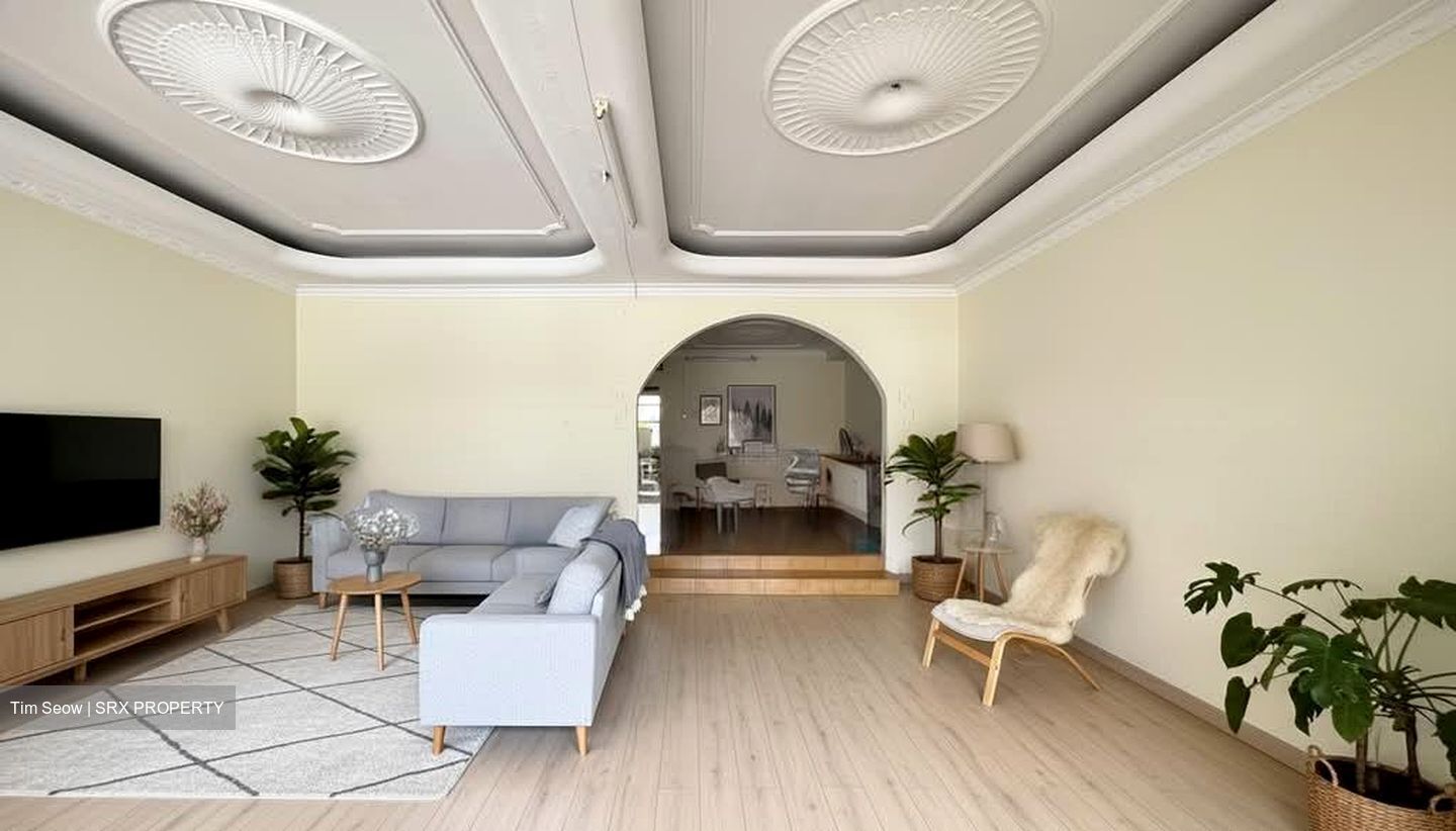 Everitt Road (D15), Terrace #563258141